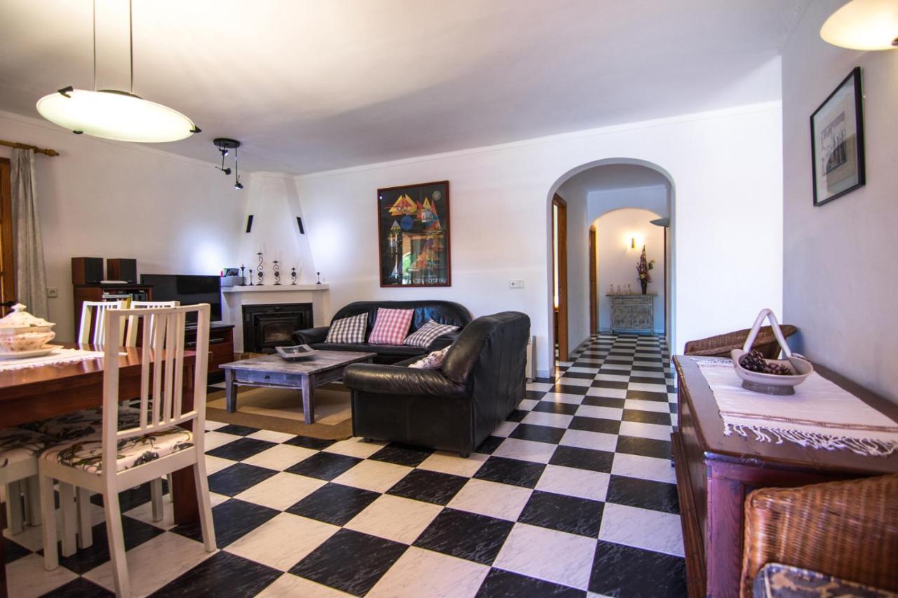 Villa Camarrotja *